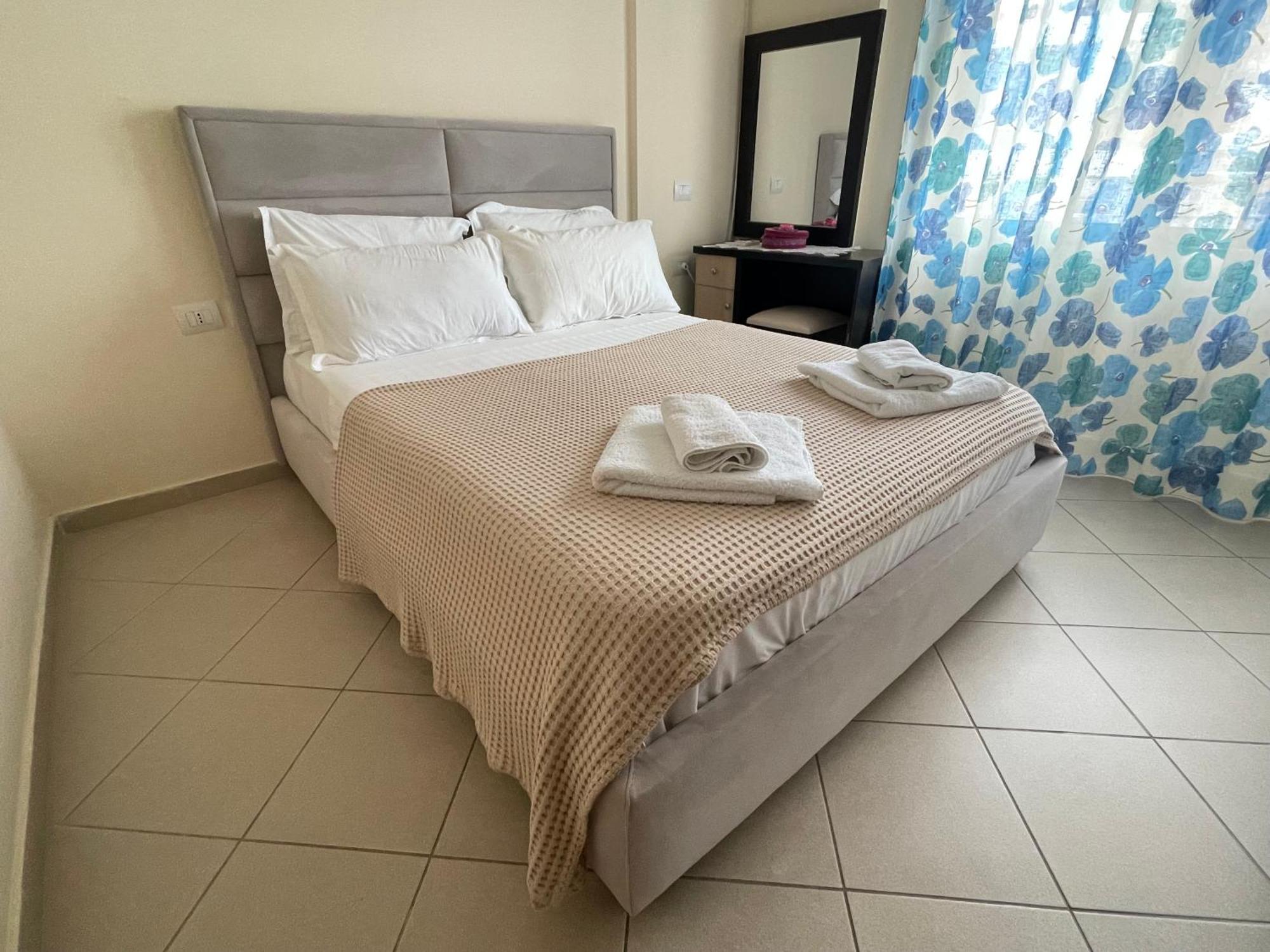 Ioanian Blue Apartament 希马拉 外观 照片